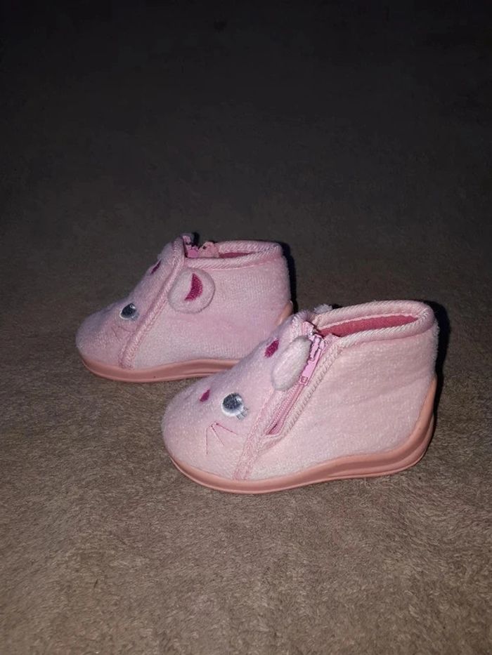 Chaussons bébé 18 - photo numéro 3