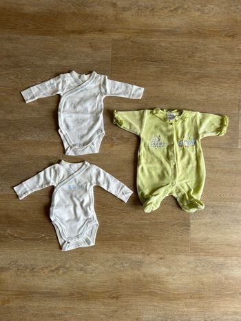 Lot vêtements 1 mois garçon + prématuré
