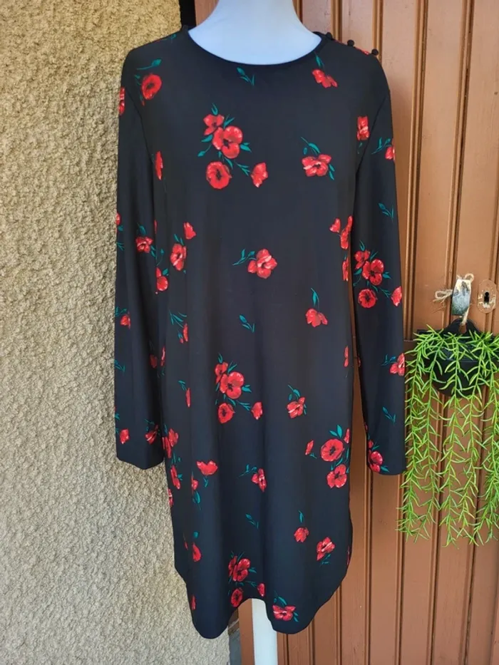 Robe casual fleuri noir rouge mango taille 42 - photo numéro 2