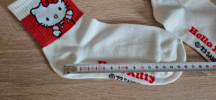 Paire de chaussettes femme/ fille Hello Kitty - photo numéro 5