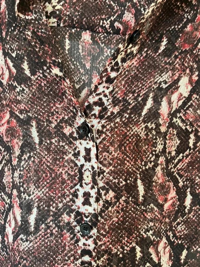 Chemisier fluide transparent imprimé python serpent The Kooples taille S chic tendance - photo numéro 5