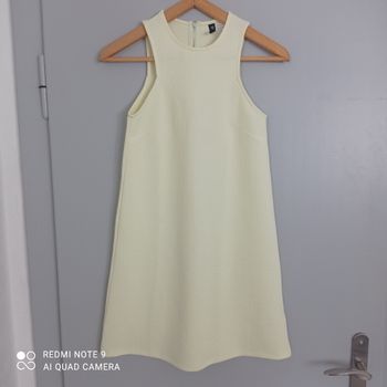Robe jaune clair t34