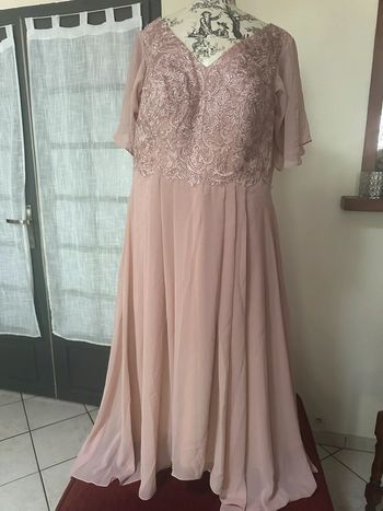 Robe cérémonie L’avertir