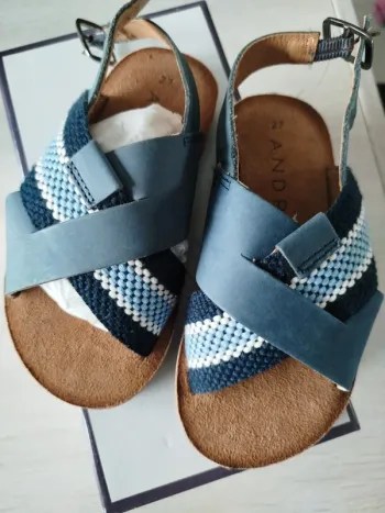 Sandales en cuir P27