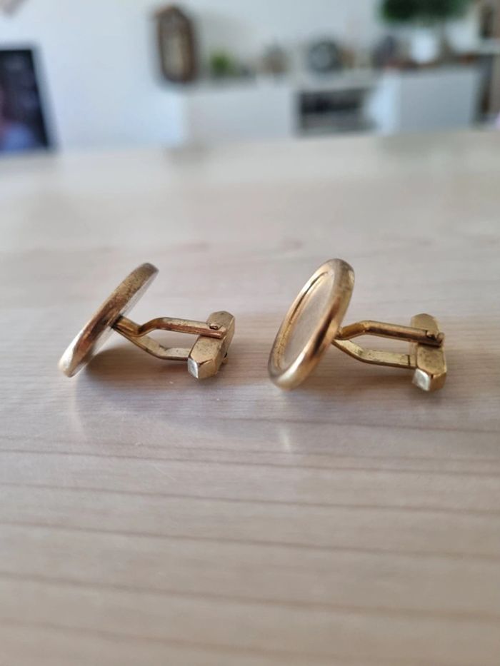 Boutons de manchettes Vintage doré - photo numéro 2