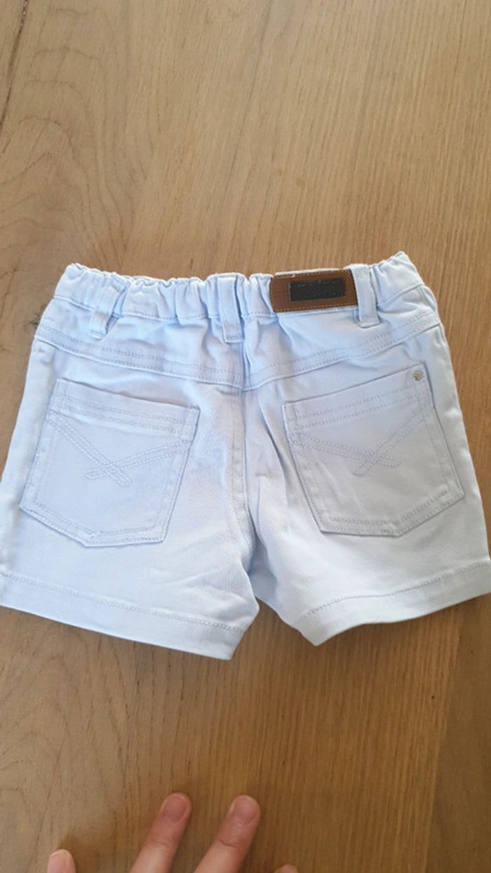 Short tutto piccolo bleu clair 12m - photo numéro 2