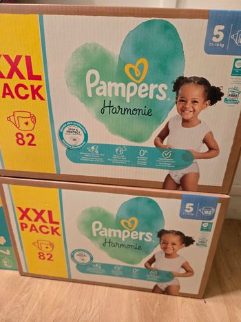 2 cartons couches xxl pampers harmonie taille 5