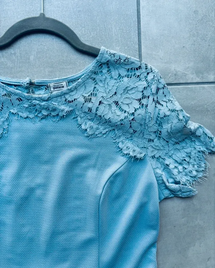 Magnifique robe Pimkie dentelle bleue ciel neuve - photo numéro 2
