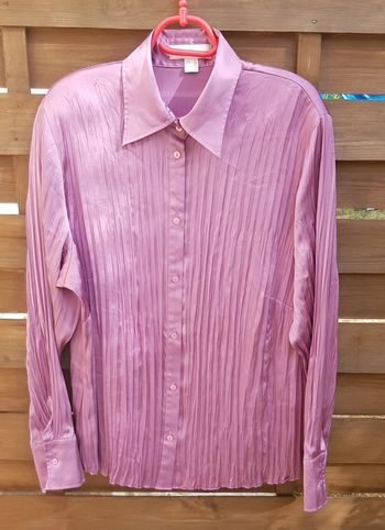 Chemise plissée satinée