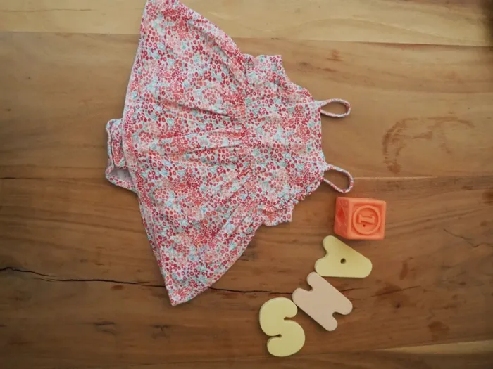 Robe fleurie Kiabi fille 12mois - photo numéro 4