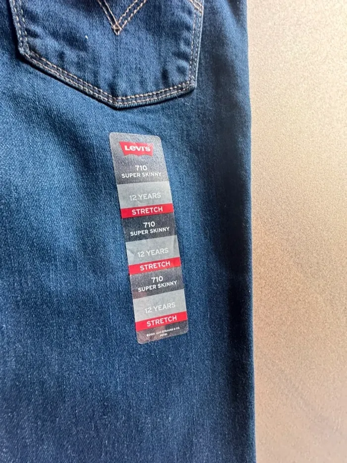 Lévis skinny 710 12 ans neuf - photo numéro 6