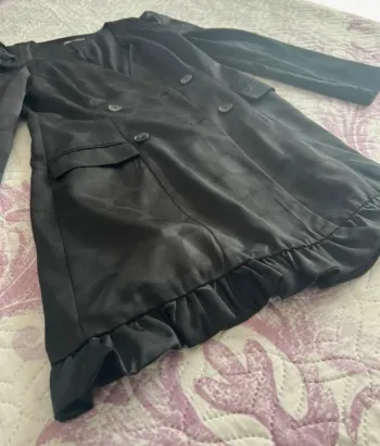 Vestido elegante volantes lunares