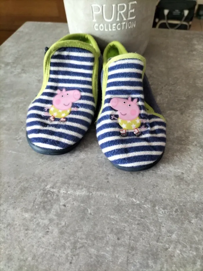 Chaussons taille 26 Peppa pig