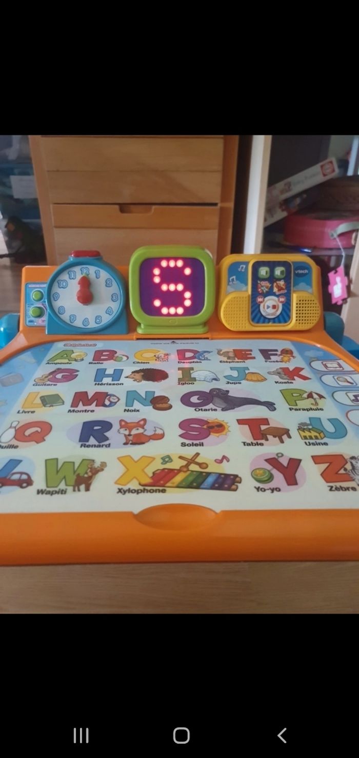 bureau interactif découverte et apprentissage v tech - photo numéro 3