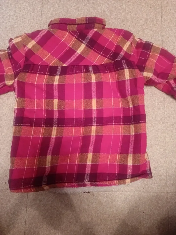 Chemises 6 ans - photo numéro 2