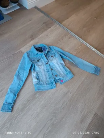 Magnifique veste en jean complices taille 12ans