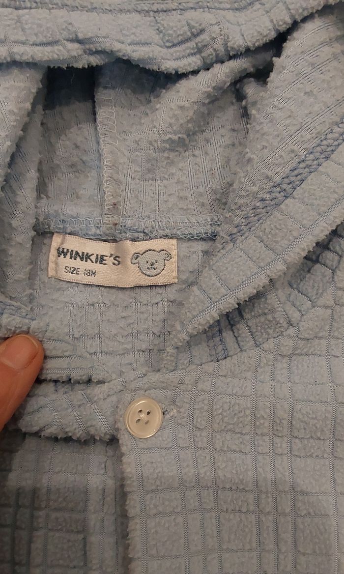 Veste polaire bleu 18 mois 86 cm 
Boutonnée devant ,2 petites poches - photo numéro 3