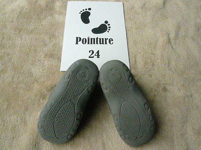 Chaussons gris - Pointure 24 - photo numéro 2