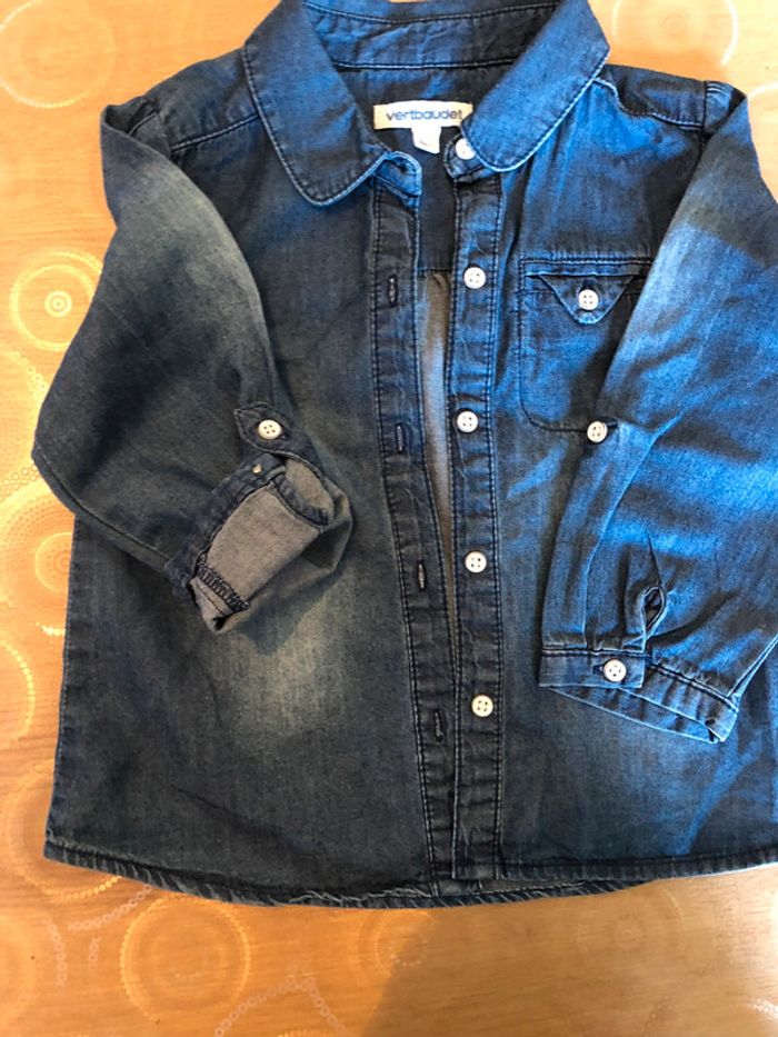 Chemise jean de chez Vertbaudet. Fille. 18 mois - photo numéro 2