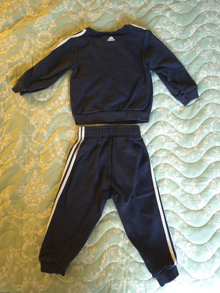 Ensemble jogging Adidas 18/24 mois - photo numéro 5