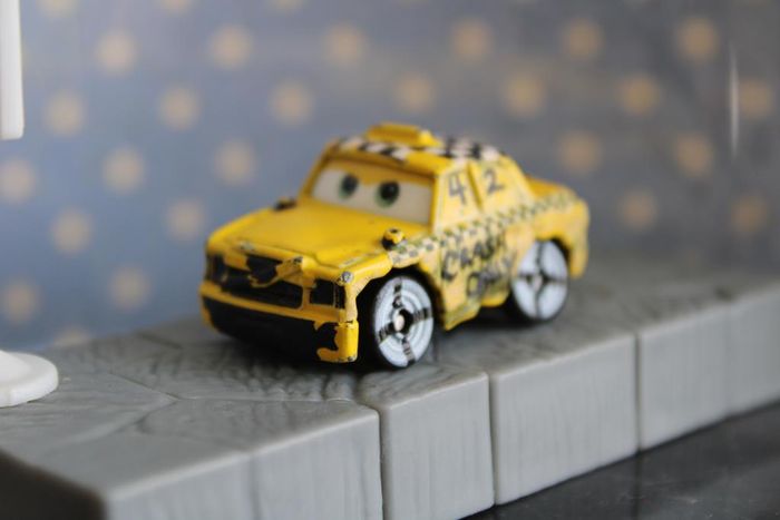 Disney pixar cars mini racer Fargame