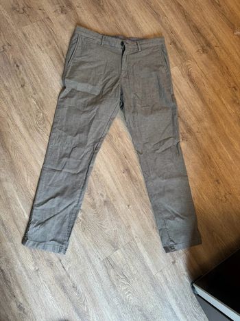 Pantalon Tommy Hilfiger couleur gris chino homme très bon état 34 30 Slim fit