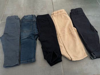 Lot pantalons 12 mois
