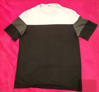 Tee shirt