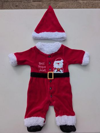 Ensemble pyjama et bonnet de Noël