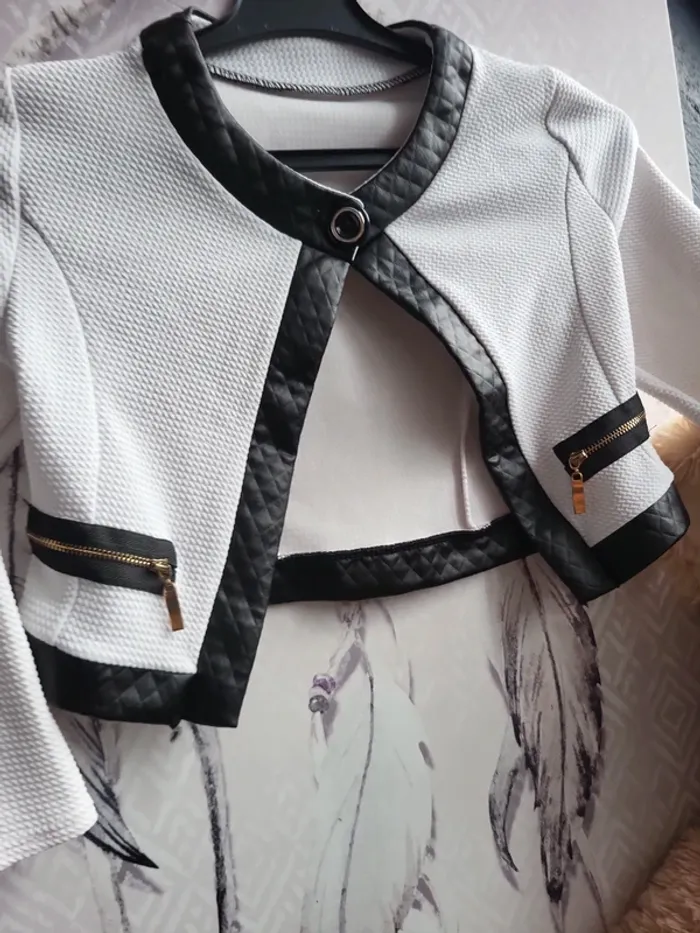 Gilet neuf - photo numéro 3
