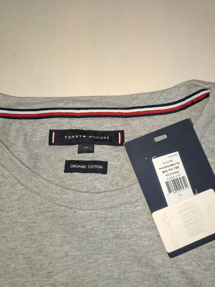 T-shirt Tommy Hilfiger XL - photo numéro 3