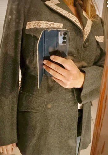 Manteau en laine bouillie et dentelle