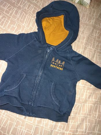 Gilet à capuche - 3 mois