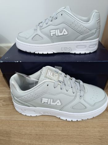 Basket femme neuf avec étiquette (68€