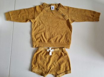 Ensemble short éponge Petit Bateau moutarde 18 mois