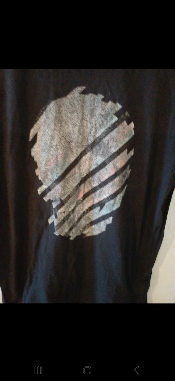 T.shirt garçon taille 14 ans - photo numéro 2