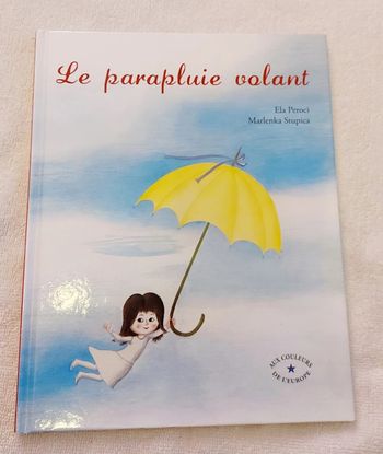 Livre le parapluie volant