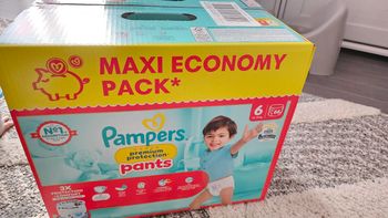 Couches pampers pants taille 6