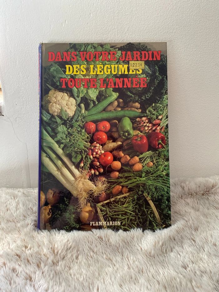 Livre « dans votre jardin dans les légumes toute l’année »