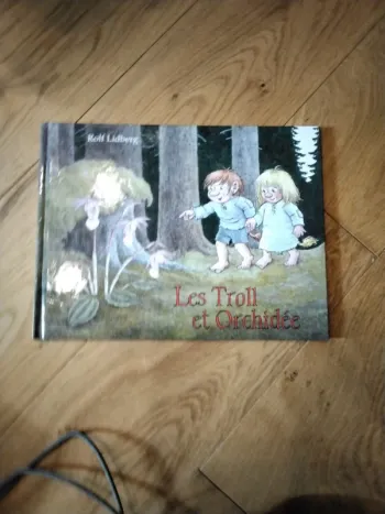 Livre Les trolls et Orchidée.