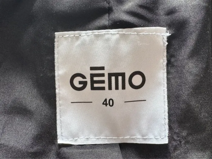 Manteau noir - photo numéro 3