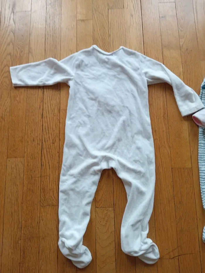 Lot 3 pyjamas grenouillère fille velours hiver, 1 pièce, Petit Bateau 24 mois - photo numéro 17