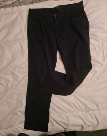 Pantalon homme. Noir taille 50. Regular fit. Kiabi
