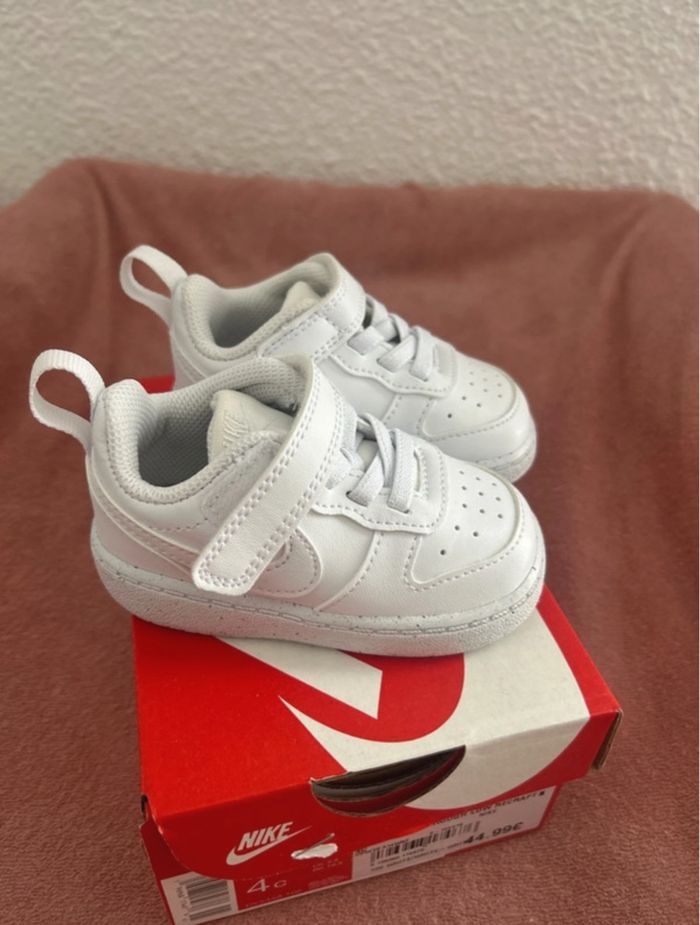 Basket Nike 19,5 - photo numéro 2