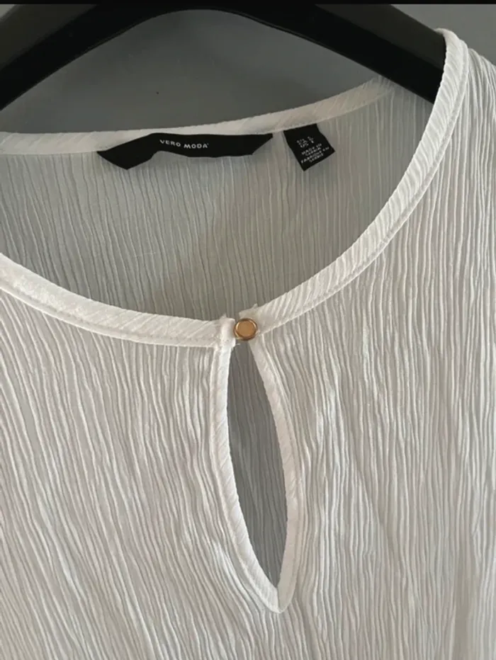 Blouse vero moda en L - photo numéro 2
