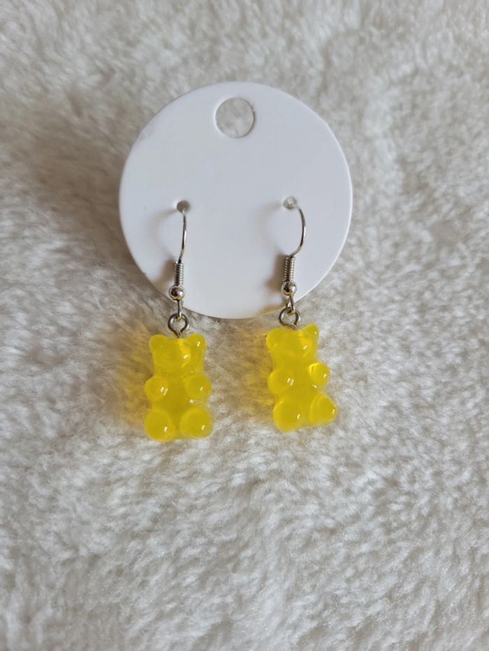 Boucles haribo nounours jaune - photo numéro 3