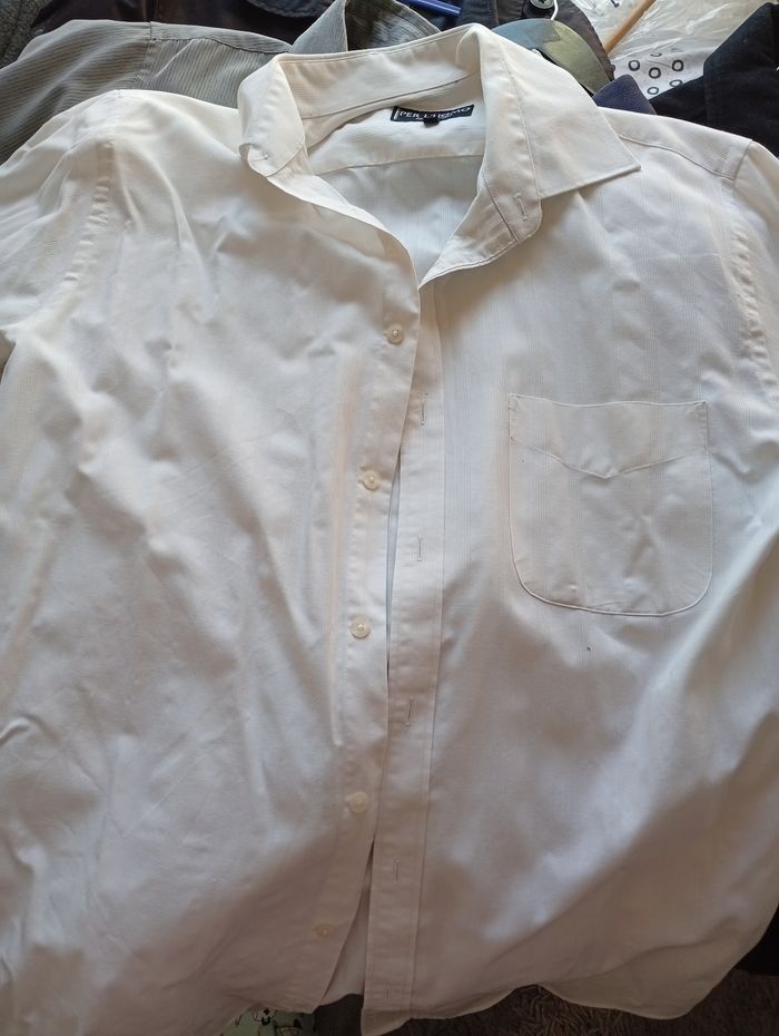 Vends  boots T44,chaussure heyraud neuf T43,gilet,chemises  de marques TM,S,sandale T43  de marque neuf - photo numéro 6