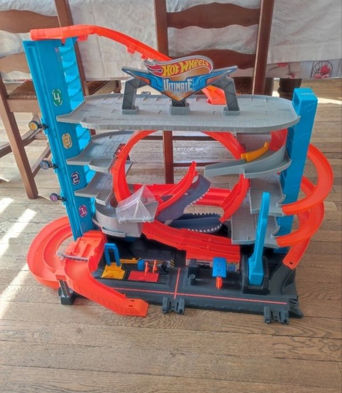 Garage hot wheels requin - photo numéro 4