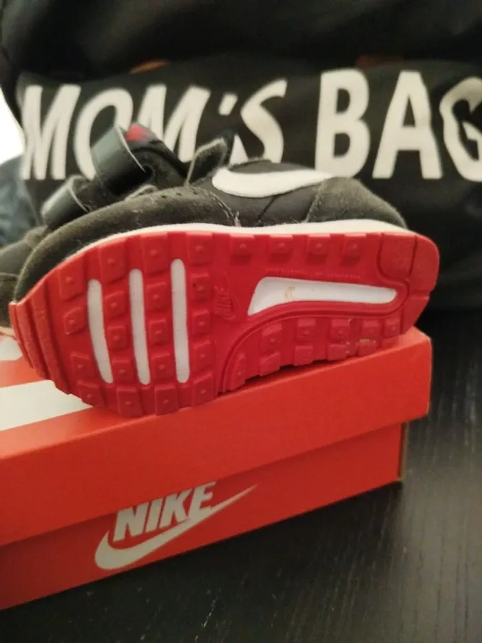 Baskets Nike - photo numéro 2