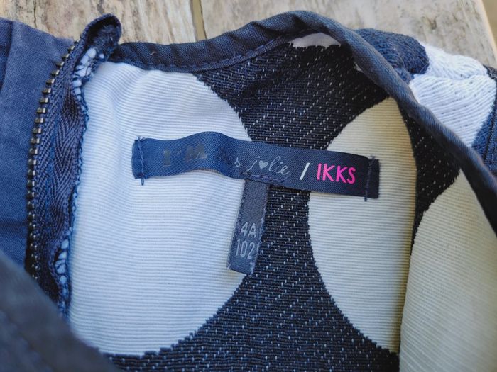 Magnifique robe IKKS blanche à gros ronds marine, 4 ans - photo numéro 4